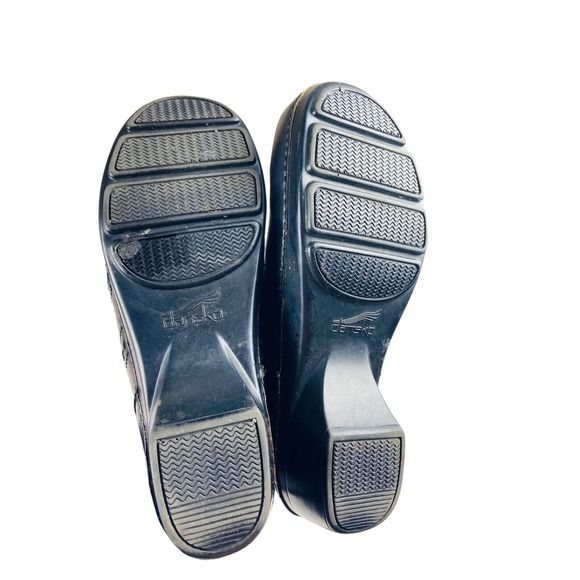 Dansko Womens Slip On Round Toe Leather Cuban Heels Loafers Shoes Black Size 40 - Picture 4 of 8